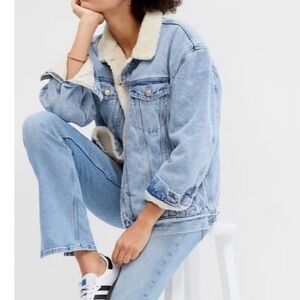 Old Navy Light Blue Denim Sherpa Lined Jacket Size Large